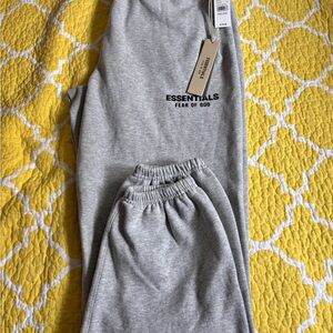 Essentials men pants dark oatmeal size large